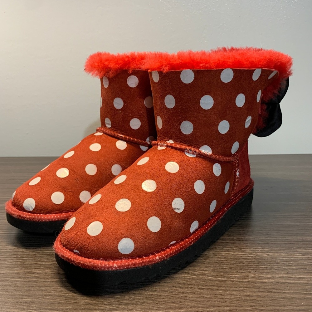 Disney UGG Australia Minnie Mouse Polka Dot Red Suede Bow Boots 1015772K Kids 1
